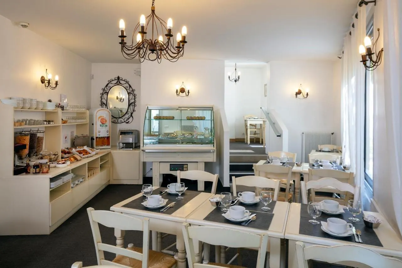 ***  Hotel Le Mozart Aix-en-Provence Frankrike