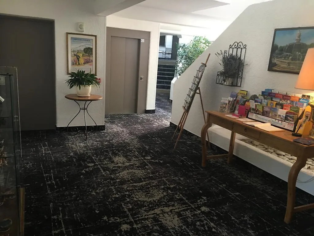 Hotel Le Mozart Aix-en-Provence 3*,